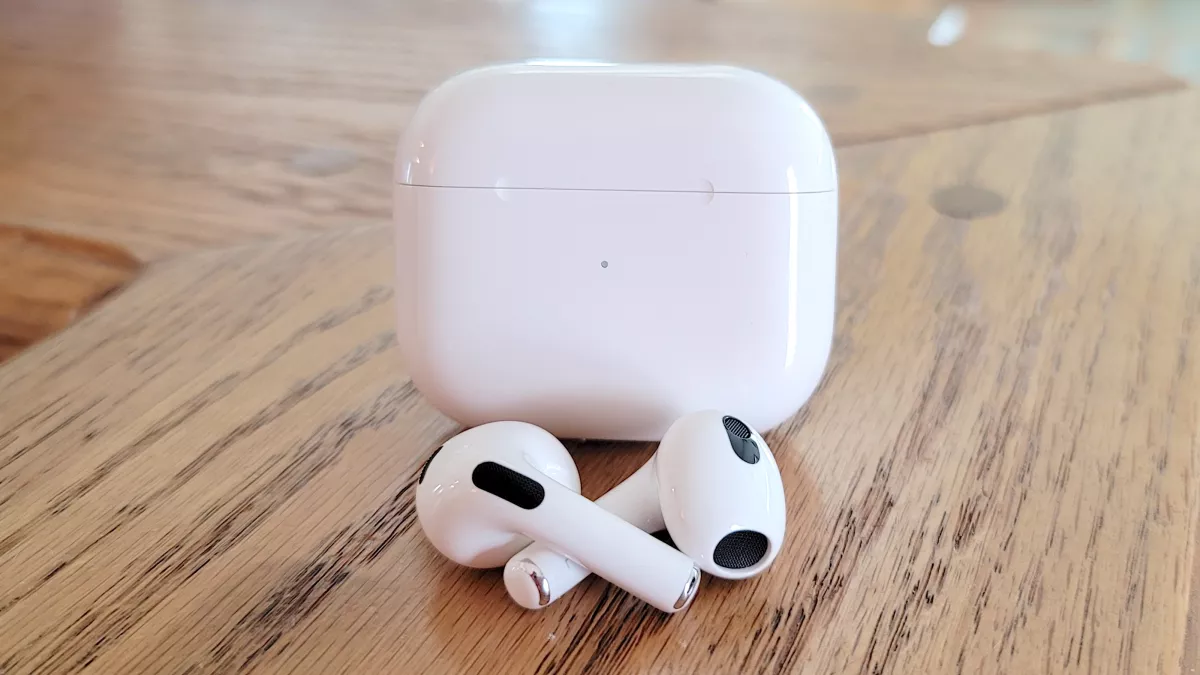 هدفون بلوتوثی اپل مدل AirPods 3